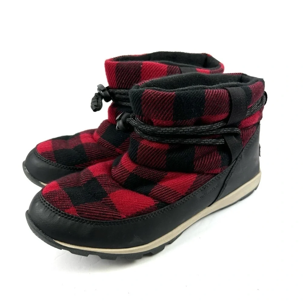 Sorel Whitney Short Ankle Boot 9 Red Dahlia Quilted Bootie‎ Womens